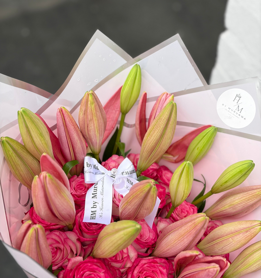 Lilies & Roses Bouquet