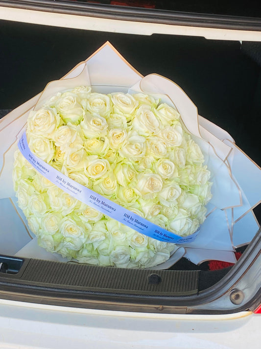 100 White roses